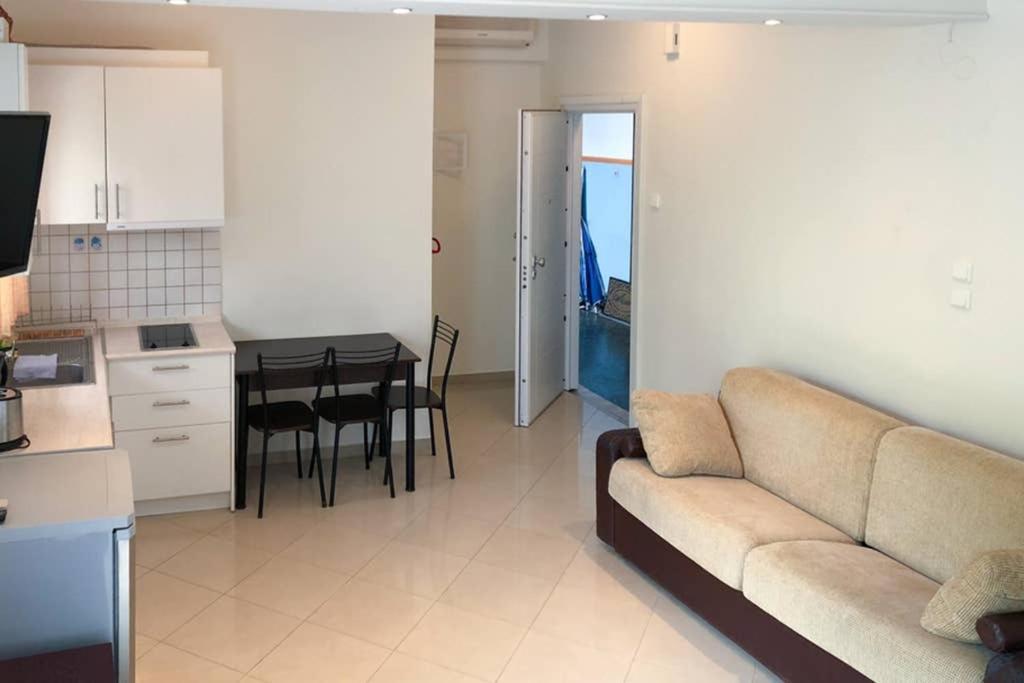 Cozy Studio Near The Beach 1Stfloor Nea Iraklitsa المظهر الخارجي الصورة